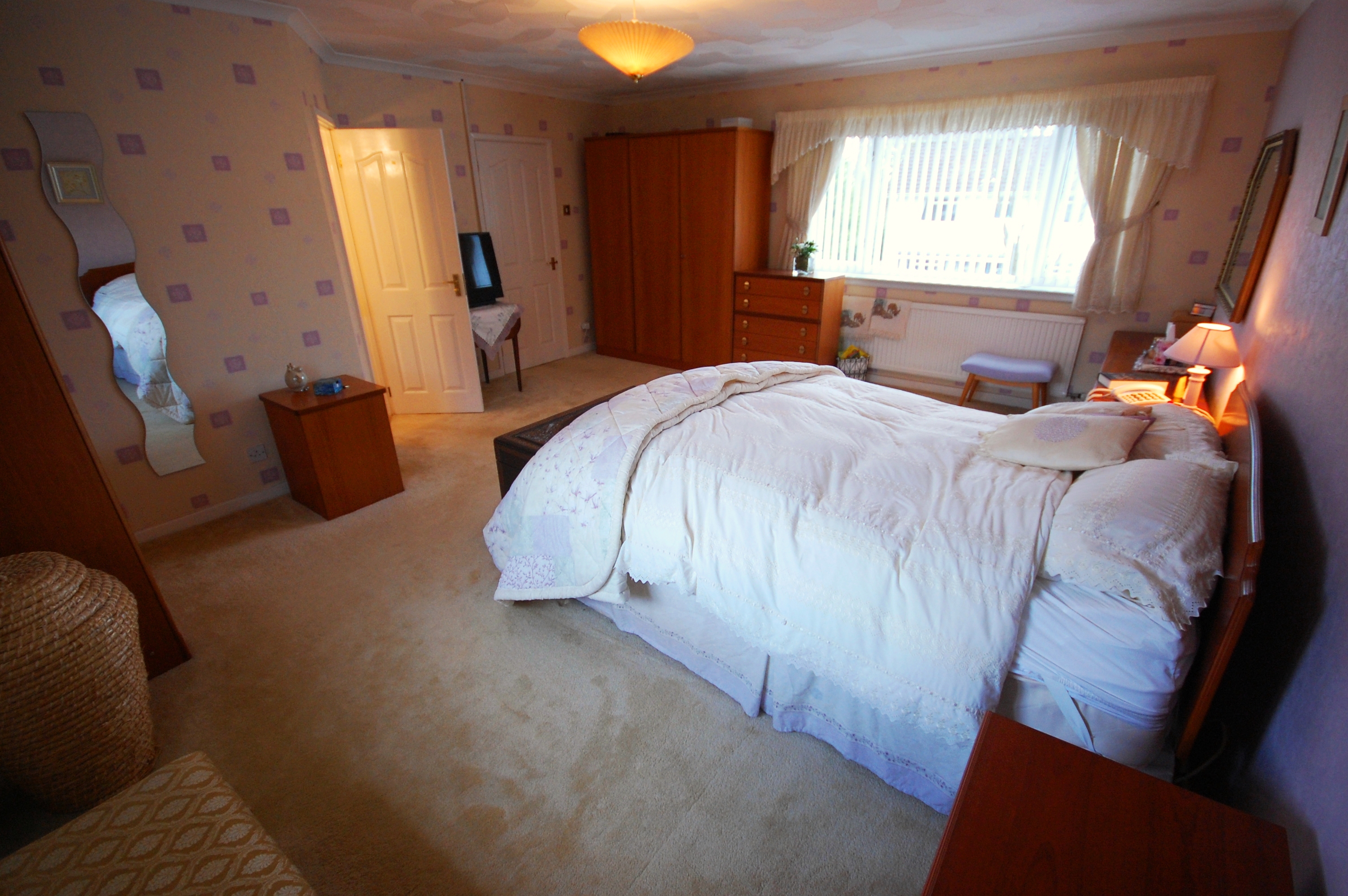 Master Bedroom.JPG